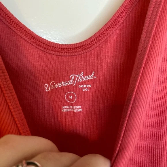 Universal Thread medium - Picture 3 of 6